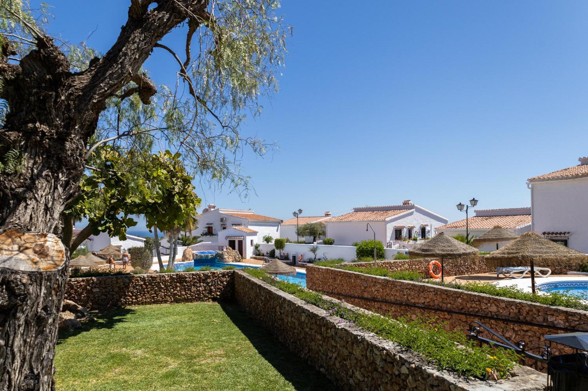 Capistrano Village B, 1 Bedroom + Free Wi-fi Appartement